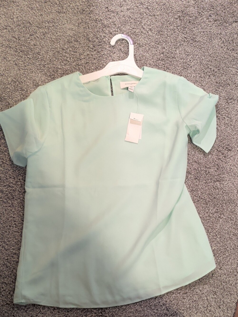 Mint Short-Sleeve Women’s Blouse
